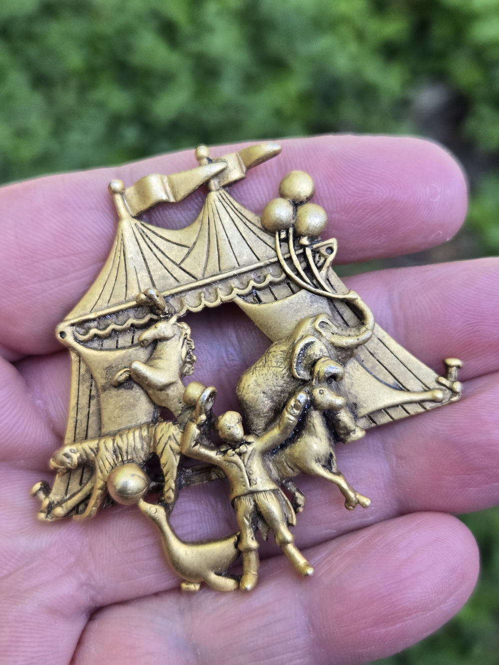 Vtg.Circus themed brooch, marked.